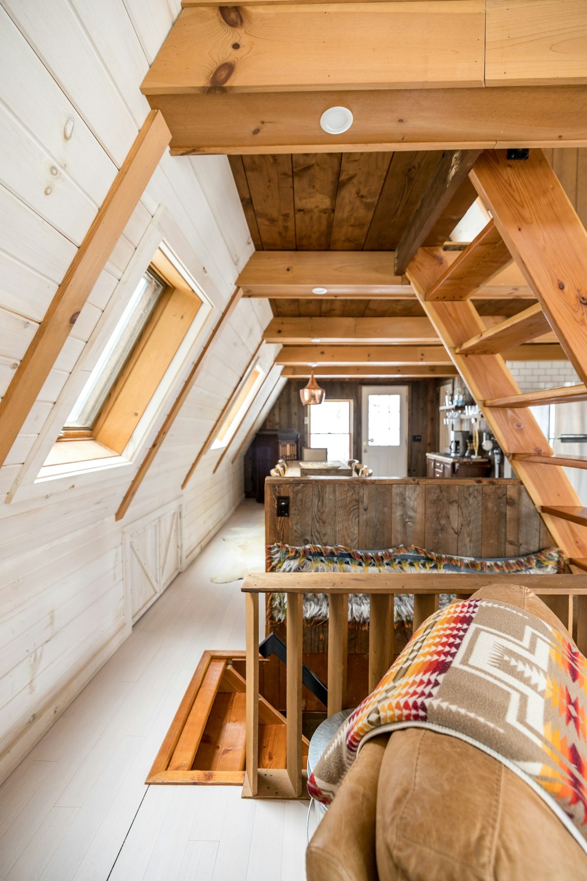 A room above a room